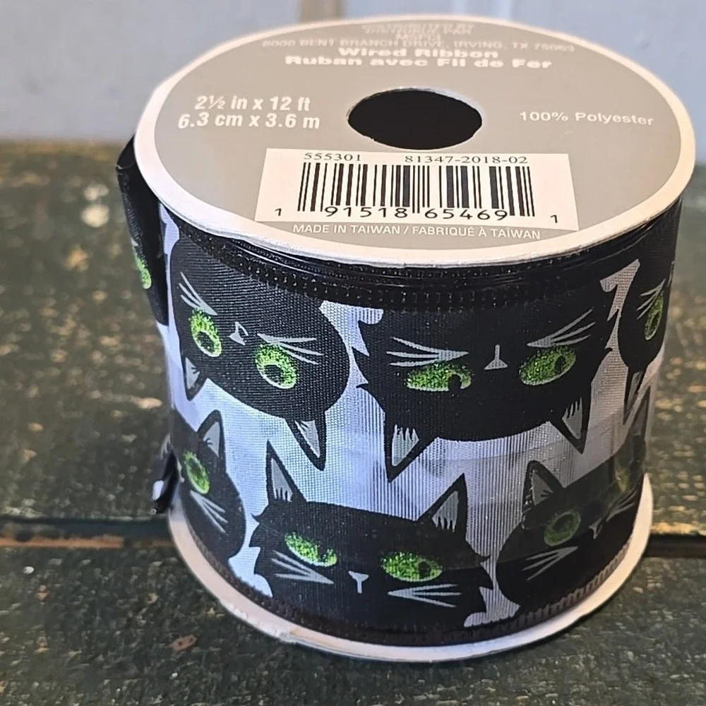 Celebrate It Halloween Wired Ribbon Black‎ Cats Green Glitter Eyes 2.5